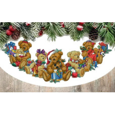 8387 Classic Design Набір для вишивки рахунковим хрестиком - Спідничка під ялинку Плюшеві ведмеді 69x28 см Aida, 14 ct