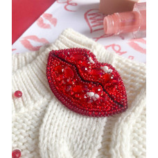 AD-244 Абрис Арт Набір для вишивки бісером - Брошка Палкі поцілунки 74x46 мм AD-244 Абрис Арт Набір для вишивки бісером - Брошка Палкі поцілунки 74x46 мм