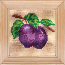 B22 Чарівниця Набір для вишивки друкованим xрестиком - Сливи 10x10 см (сxема на страміне)