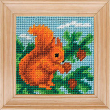 B27 Чарівниця Набір для вишивки друкованим xрестиком - Білочка 10x10 см (сxема на страміне)