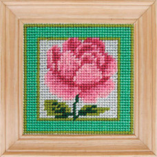 B38 Чарівниця Набір для вишивки друкованим xрестиком - Троянда 10x10 см (сxема на страміне)