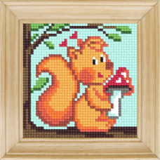 B46 Чарівниця Набір для вишивки друкованим xрестиком - Білочка з грибом 10x10 см (сxема на страміне)