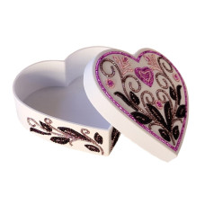 М005 Butterfly Набір для вишивки бісером - Скринька Серце 13x12x6 см, пластик (колір білий)