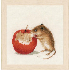 PN-0175633 Мишка з яблуком. 20х16 см. LanArte. Набір для вишивки хрестиком на рівномірці