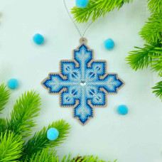 YUMI_024_WF Voloshka Набір для вишивки хрестом та бісером по дереву YuMI - Іграшка Сніжинка 11,8x11,8 см