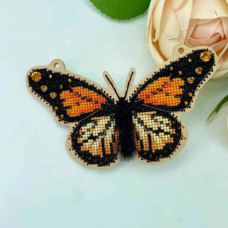 YuMI_051W Voloshka Набір для вишивки хрестом та бісером по дереву YuMI - Фігурка Метелик 12,7х7,8 см